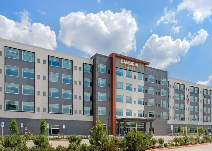 Hotel Cambria Worth - Medical Center 5*