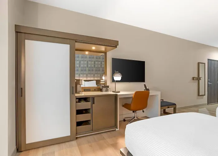 Cambria Worth - Medical Center Hotel 5*